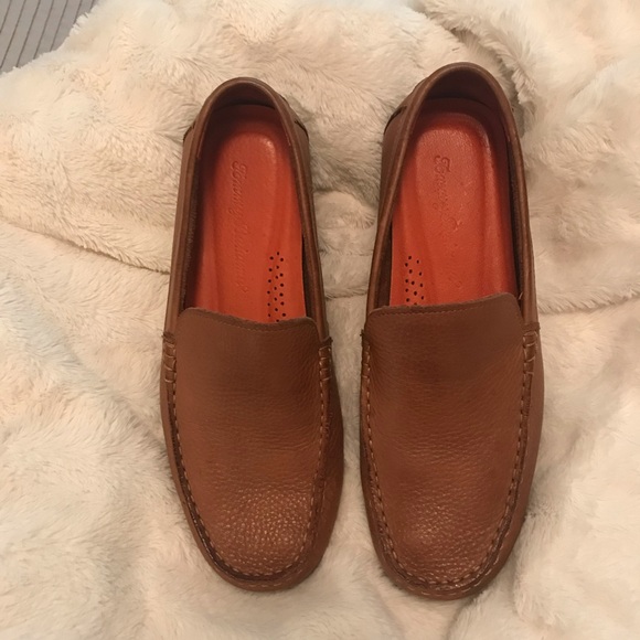 Tommy Bahama Other - Men’s Tommy Bahama Tan Leather Driving Mocassins 9.5